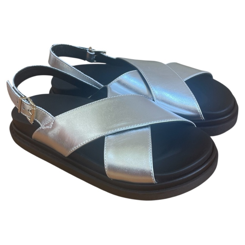 ALOHAS Marshmallow Shimmer Metallic Silver Leather Chunky Sandals Sz 39 EU - Picture 2 of 13
